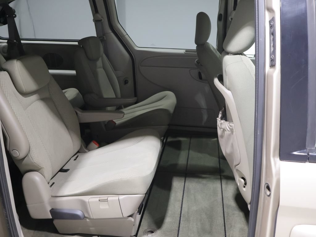 Used 2007 Dodge Grand Caravan SXT FWD image 18