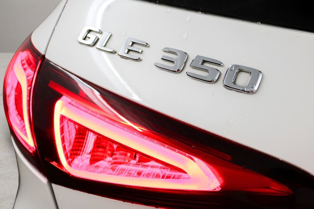Used 2020 Mercedes-Benz GLE 350 4MATIC image 40