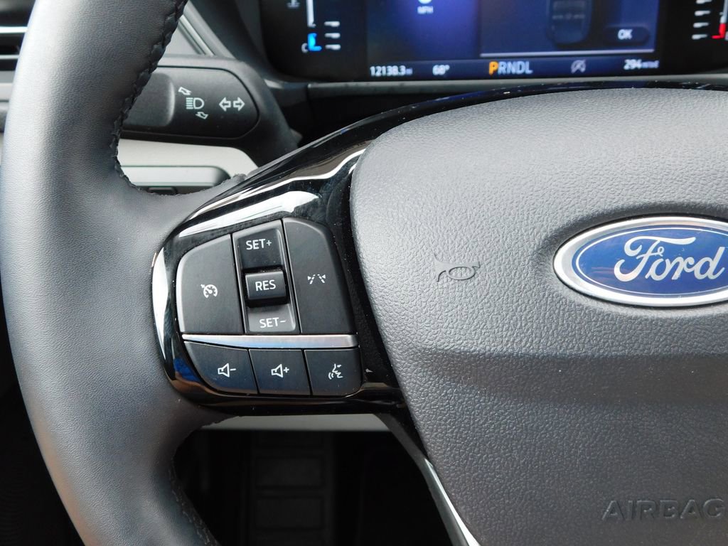 Used 2023 Ford Escape Active image 29