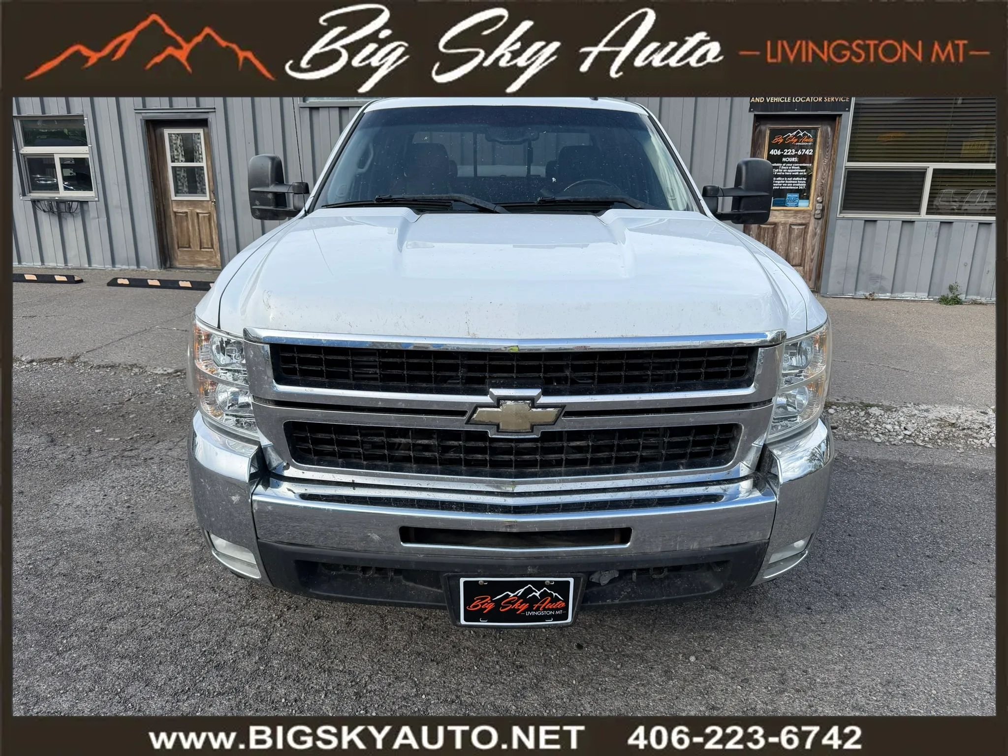 Used 2007 Chevrolet Silverado 2500 LTZ w/ Safety Package AWD/4WD image 2