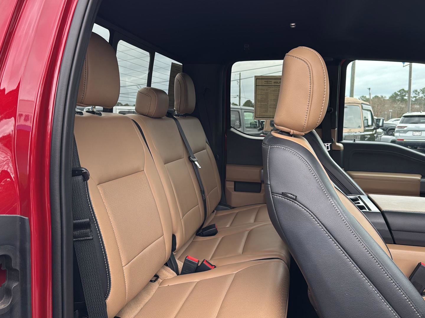 Used 2022 Ford F150 Lariat w/ Equipment Group 502A High image 11