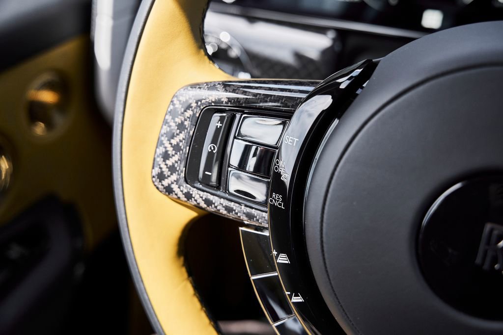 Used 2026 Rolls-Royce Cullinan Black Badge image 68