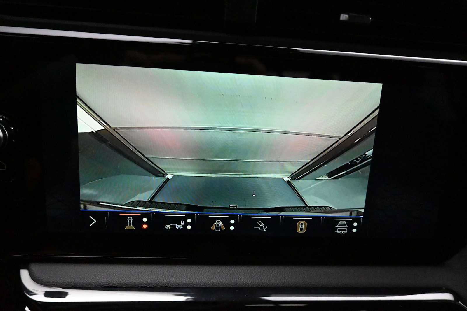New 2026 GMC Sierra 2500 AT4 w/ AT4 Premium Plus Package AWD/4WD image 17