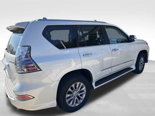 Used 2014 Lexus GX 460 image 5