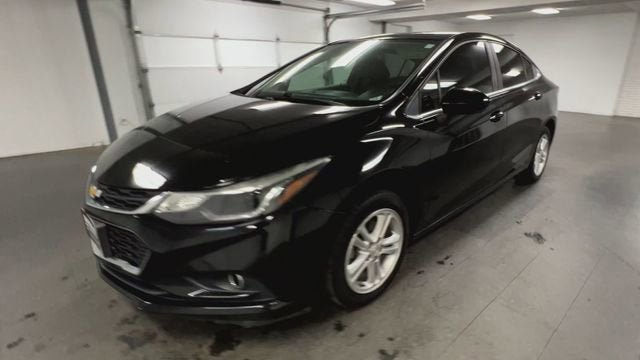 Certified 2018 Chevrolet Cruze LT FWD image 4