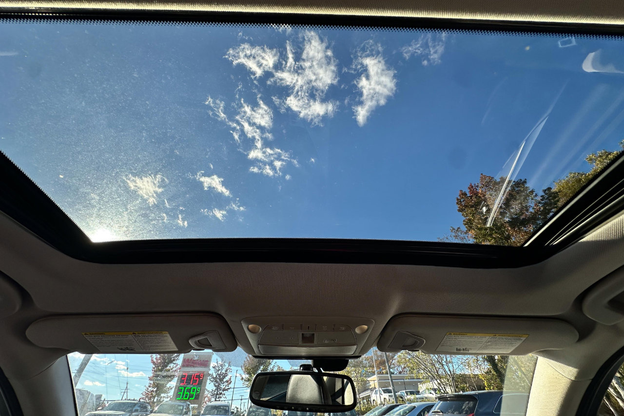 Used 2021 INFINITI Q50 Luxe image 21