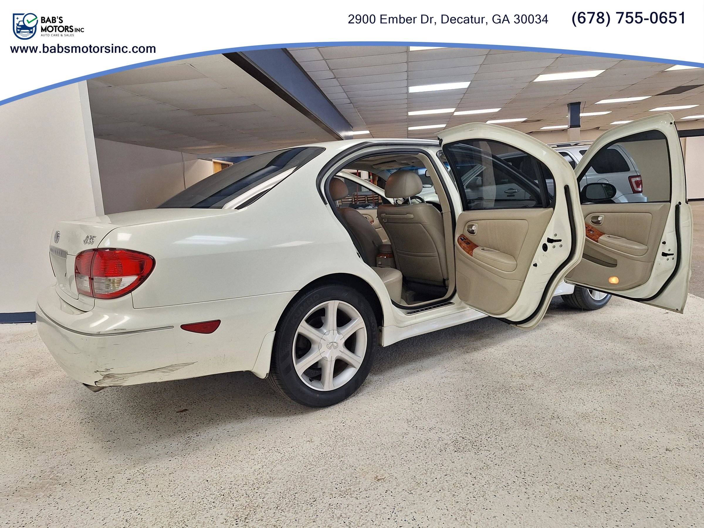 Used 2004 INFINITI I35 w/ Cold Weather Pkg FWD image 15