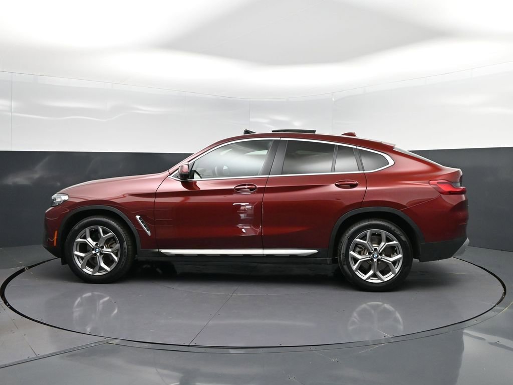 Certified 2025 BMW X4 xDrive30i image 4