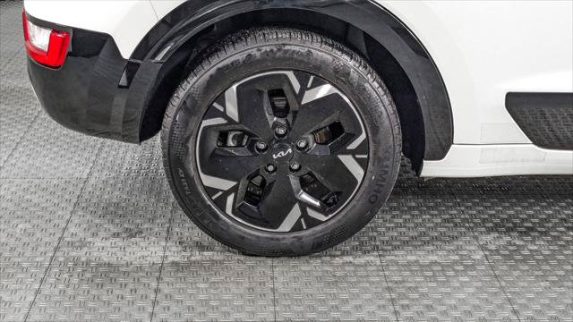 Used 2023 Kia Niro Wind w/ Wind Preserve Package FWD image 36