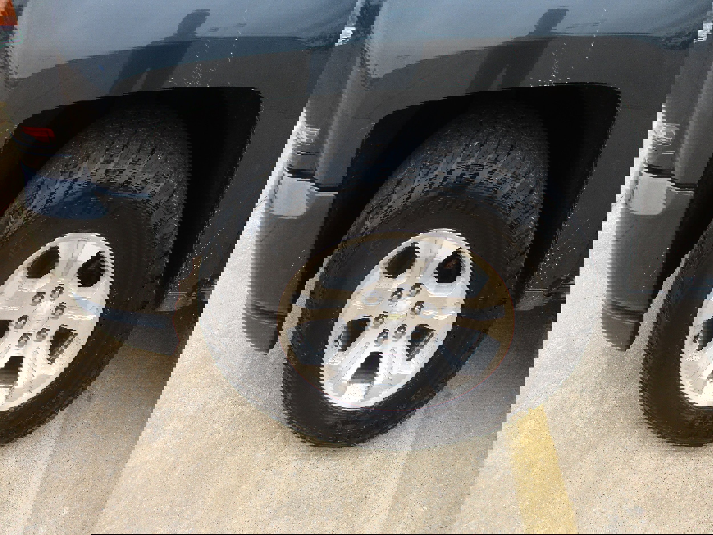 Used 2018 Chevrolet Silverado 1500 LT w/ All Star Edition image 3