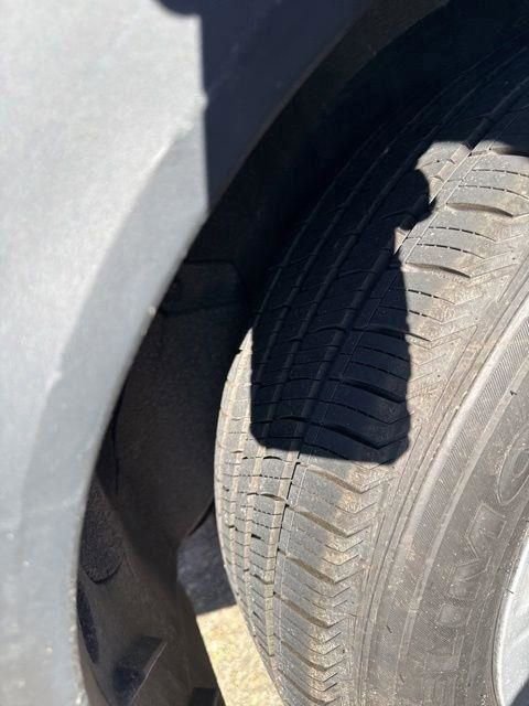 Used 2024 Toyota Highlander LE image 35