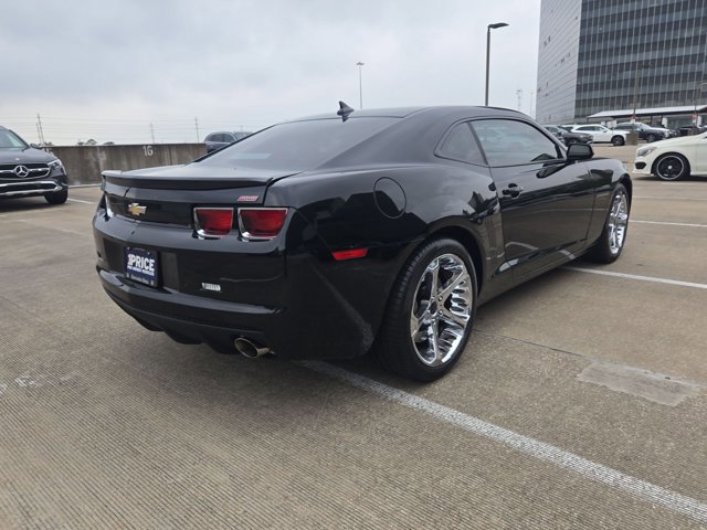 Used 2013 Chevrolet Camaro SS w/ RS Package RWD image 5