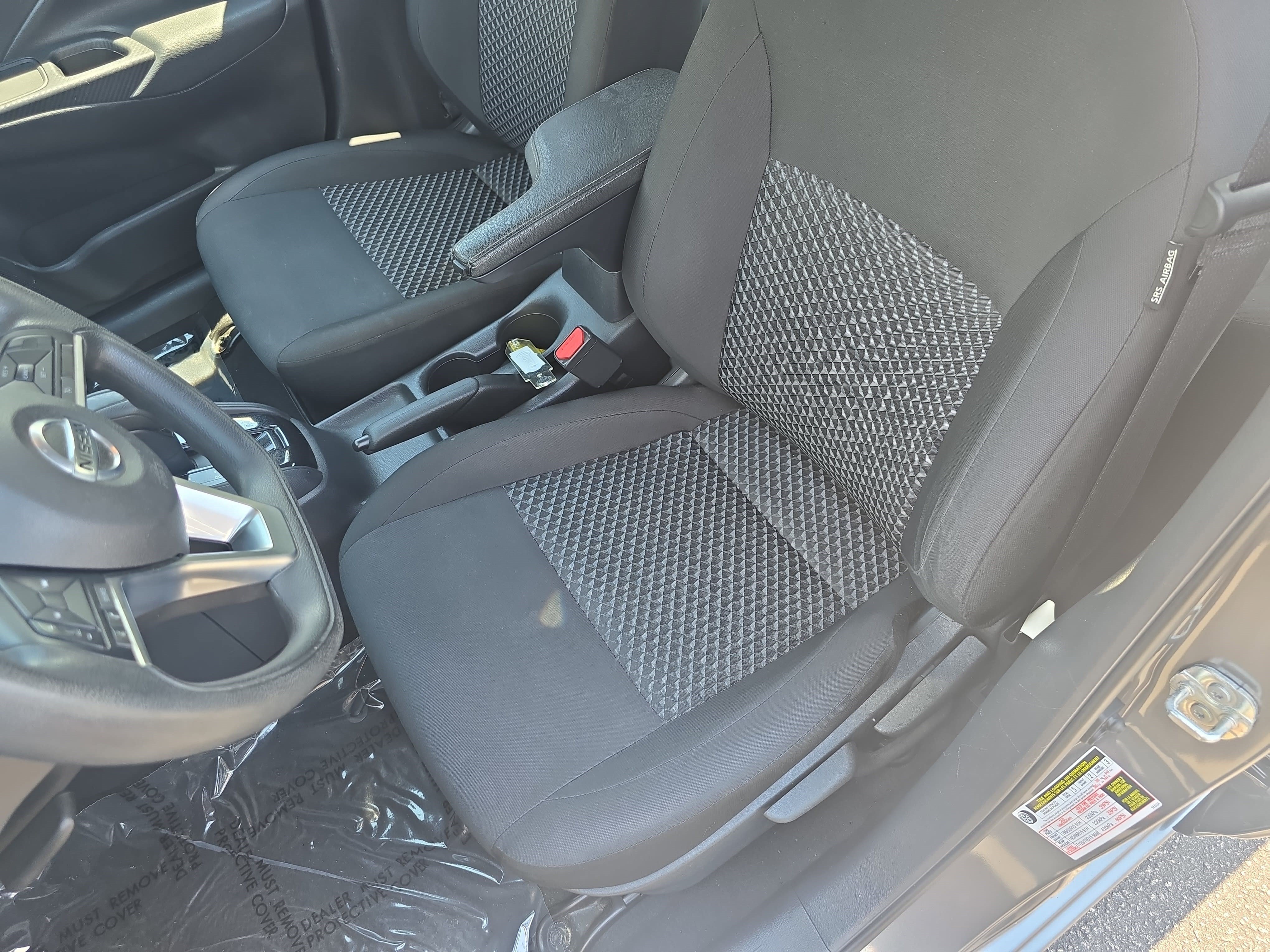 Used 2021 Nissan Versa S FWD image 13