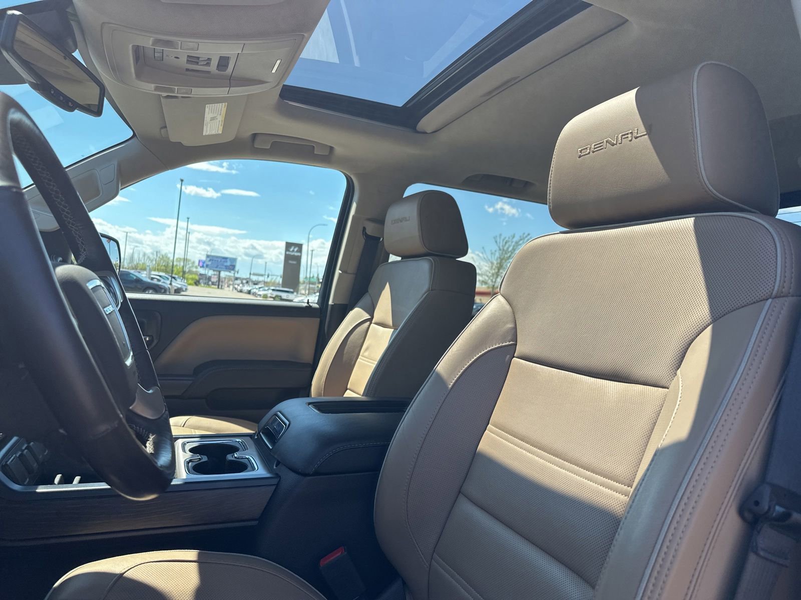 Used 2018 GMC Sierra 1500 Denali AWD/4WD image 14