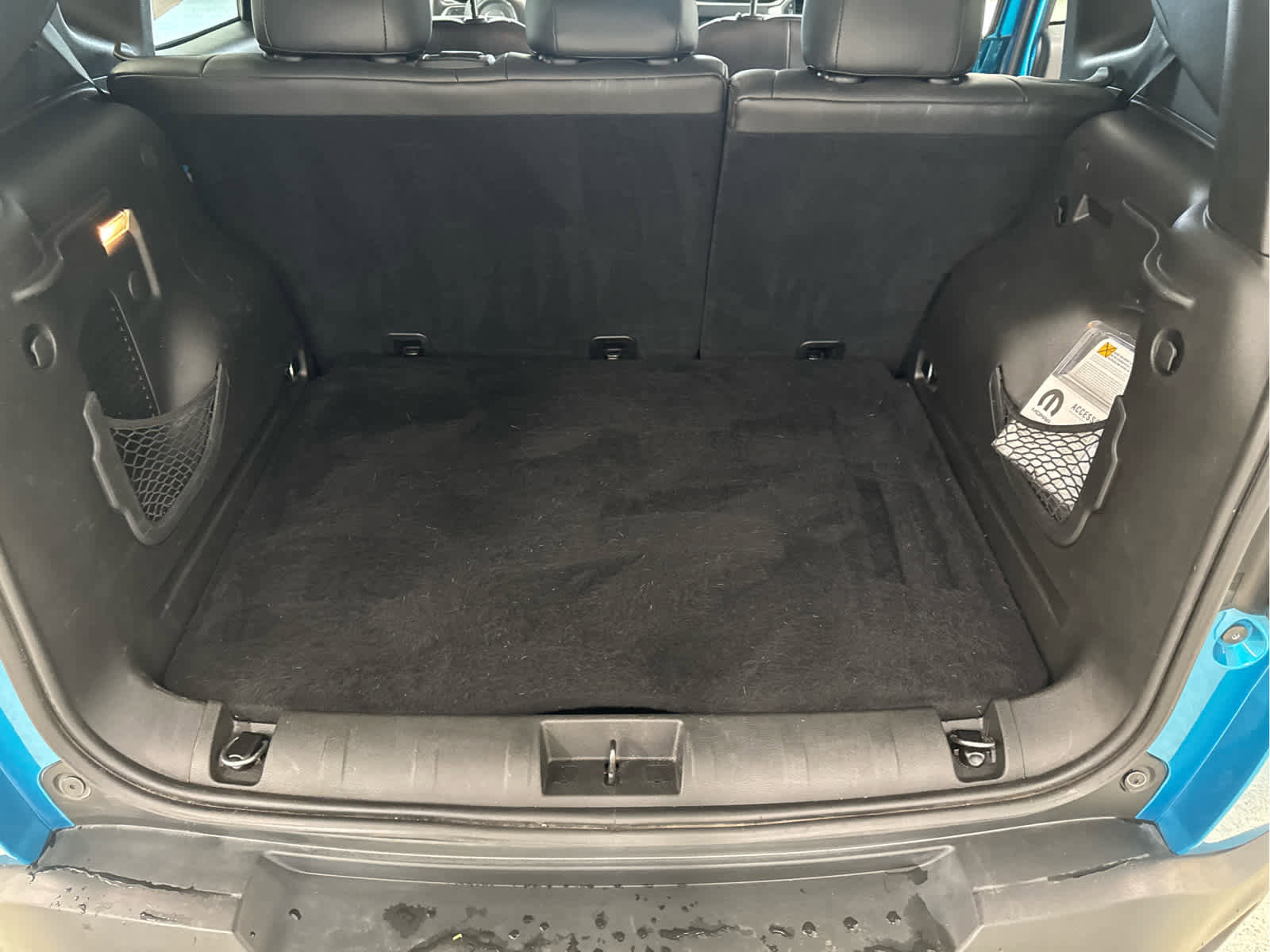 Used 2020 Jeep Renegade Latitude w/ Cold Weather Group image 19