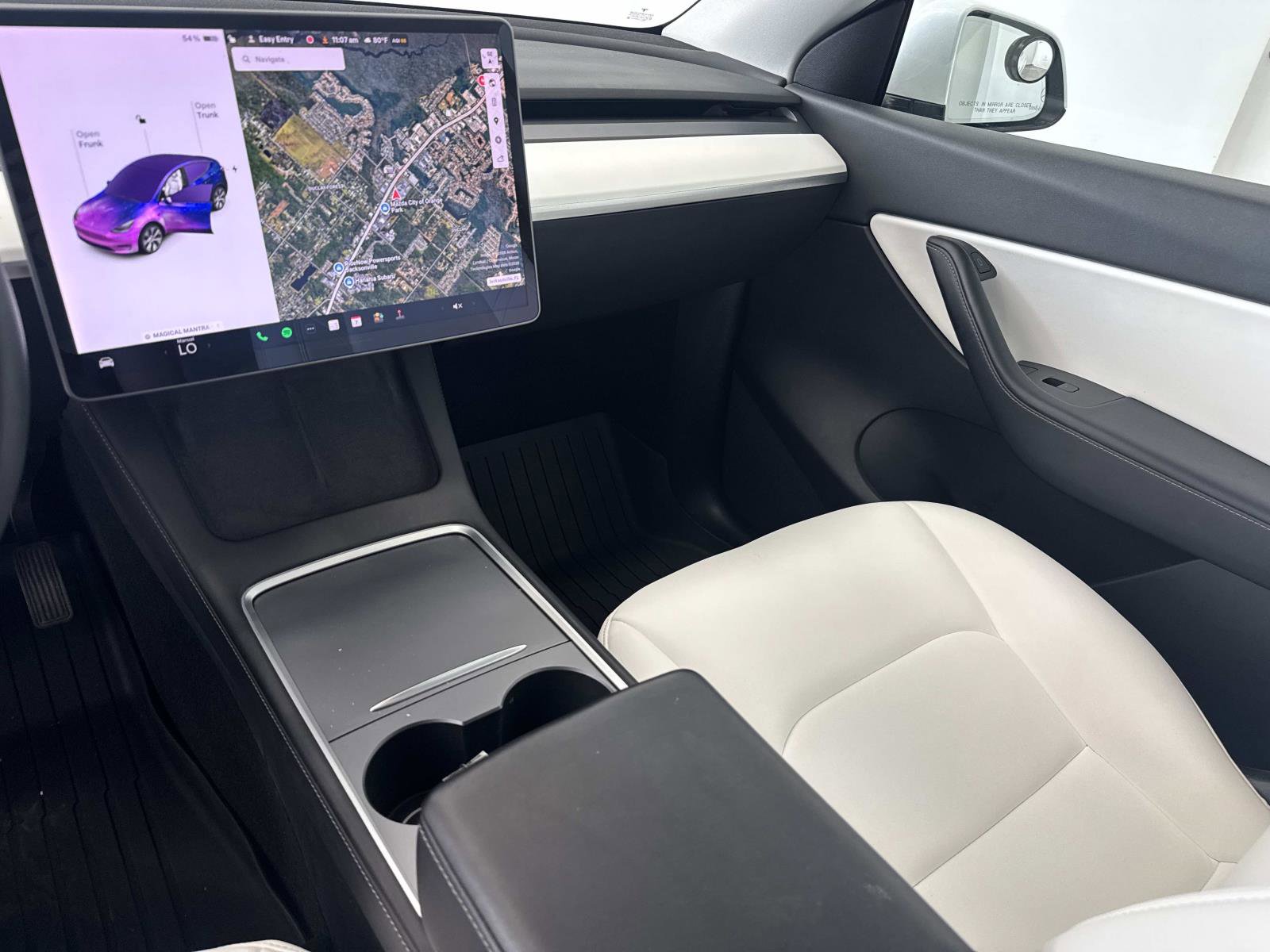 Used 2021 Tesla Model Y Long Range AWD/4WD image 24