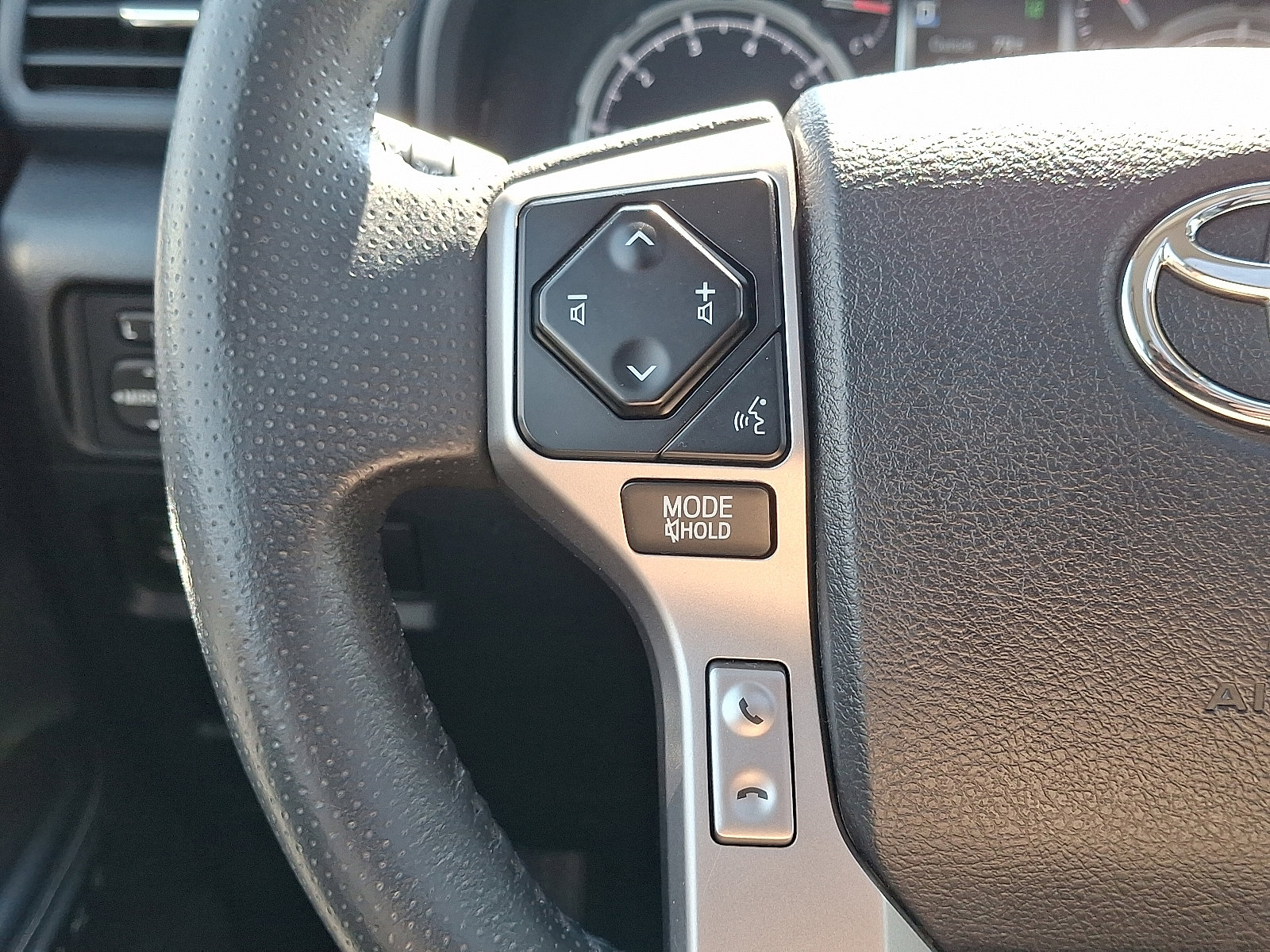 Certified 2020 Toyota 4Runner Limited image 24