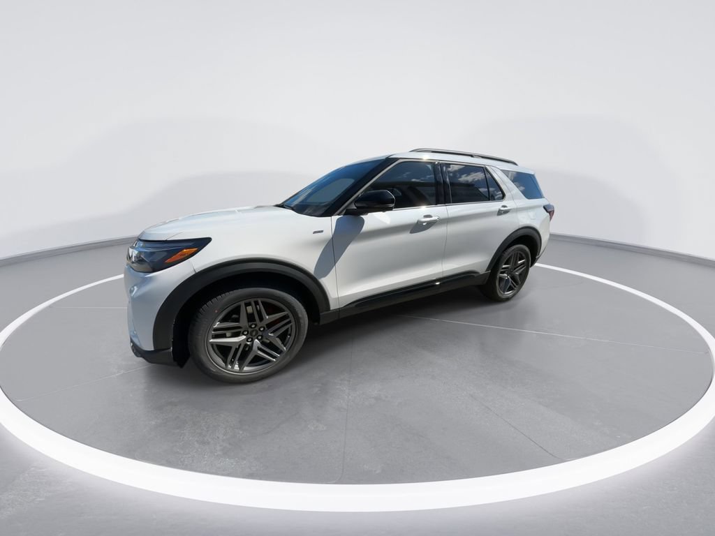 New 2026 Ford Explorer ST-Line w/ ST-Line Street Pack RWD image 4