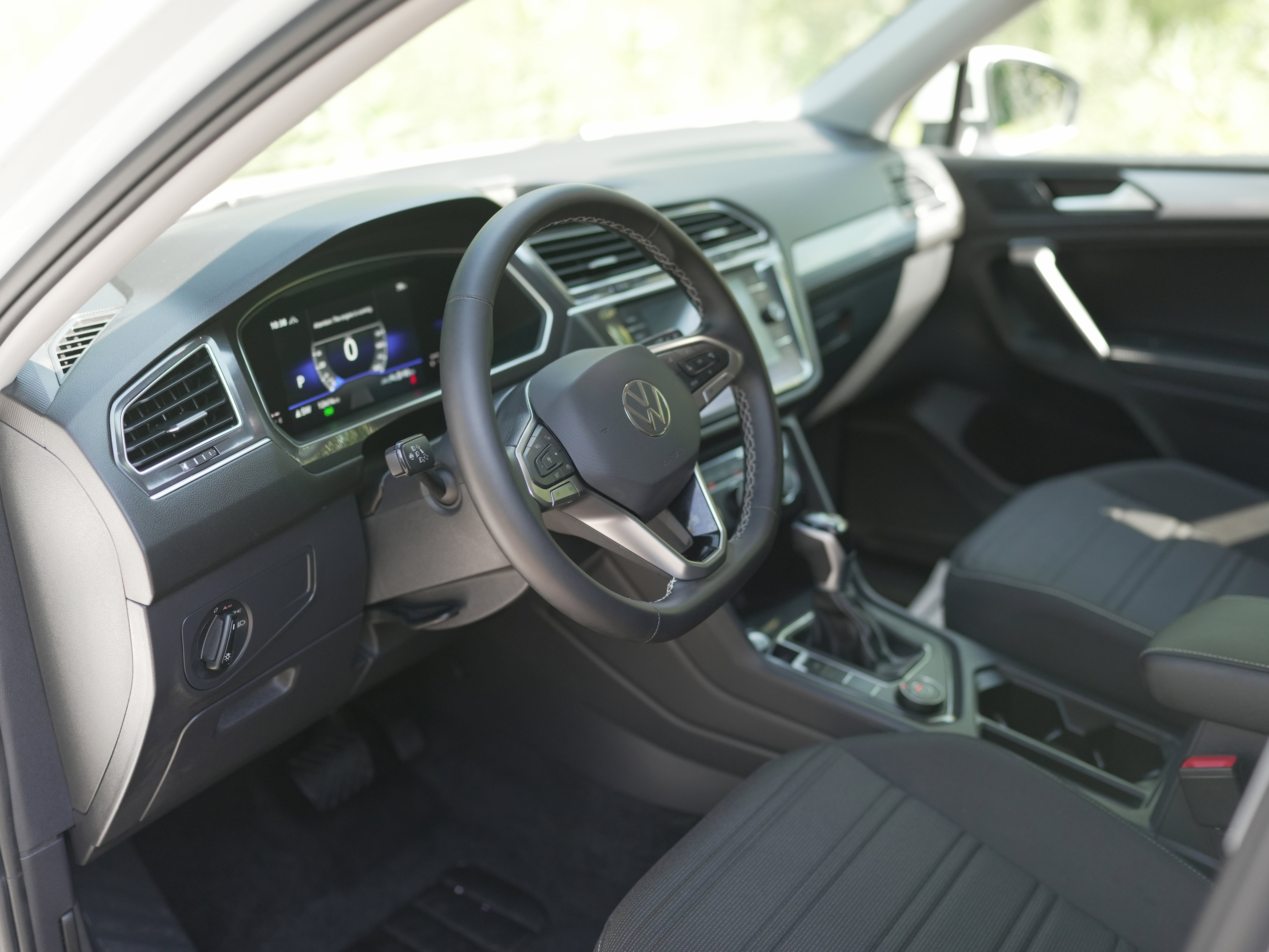 Certified 2024 Volkswagen Tiguan S image 12