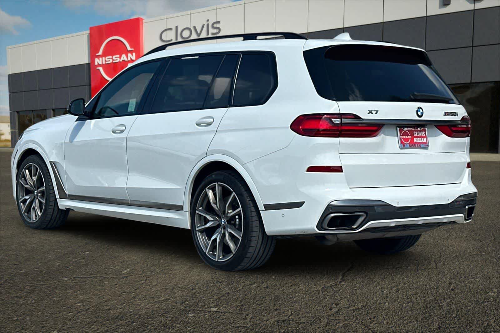 Used 2020 BMW X7 M50i AWD/4WD image 7