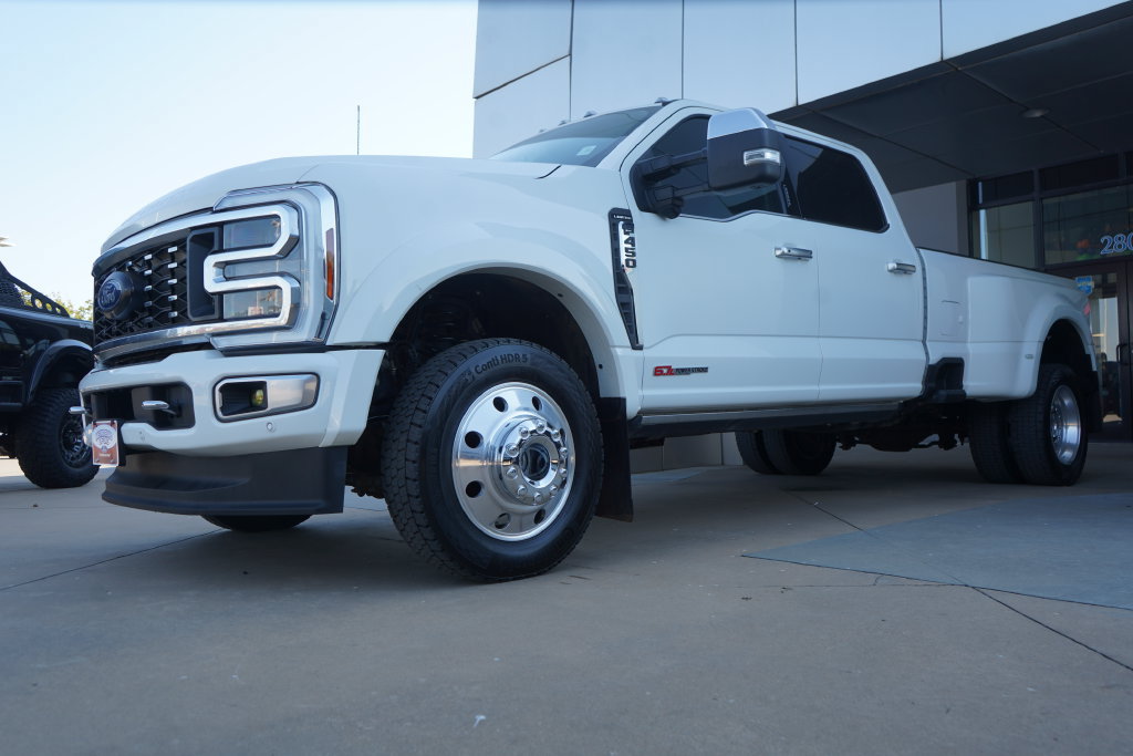 Certified 2024 Ford F450 Limited AWD/4WD image 5