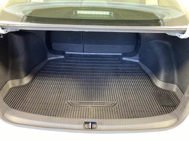Used 2022 Toyota Corolla LE FWD image 8