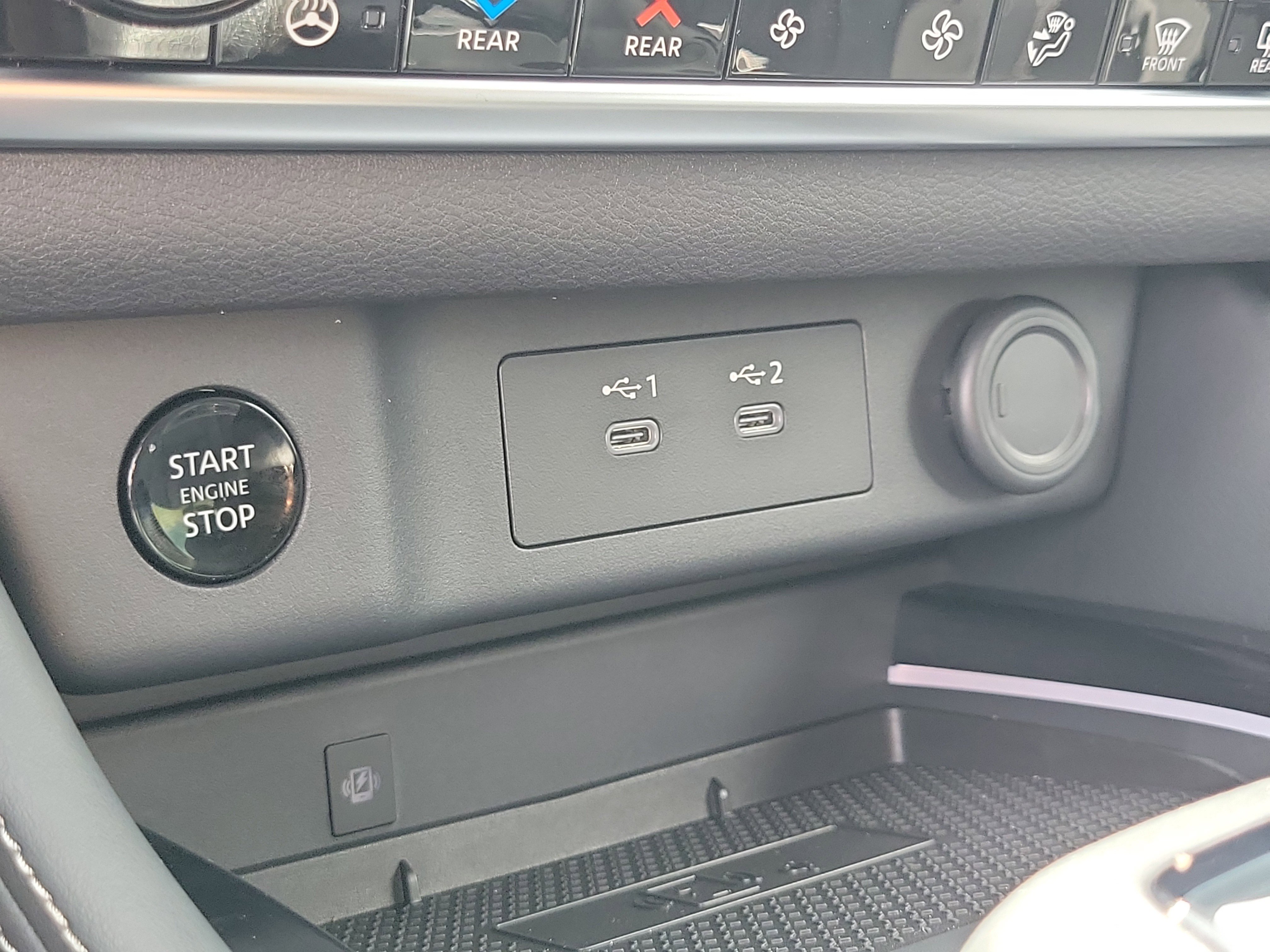 New 2026 Nissan Rogue Platinum image 15