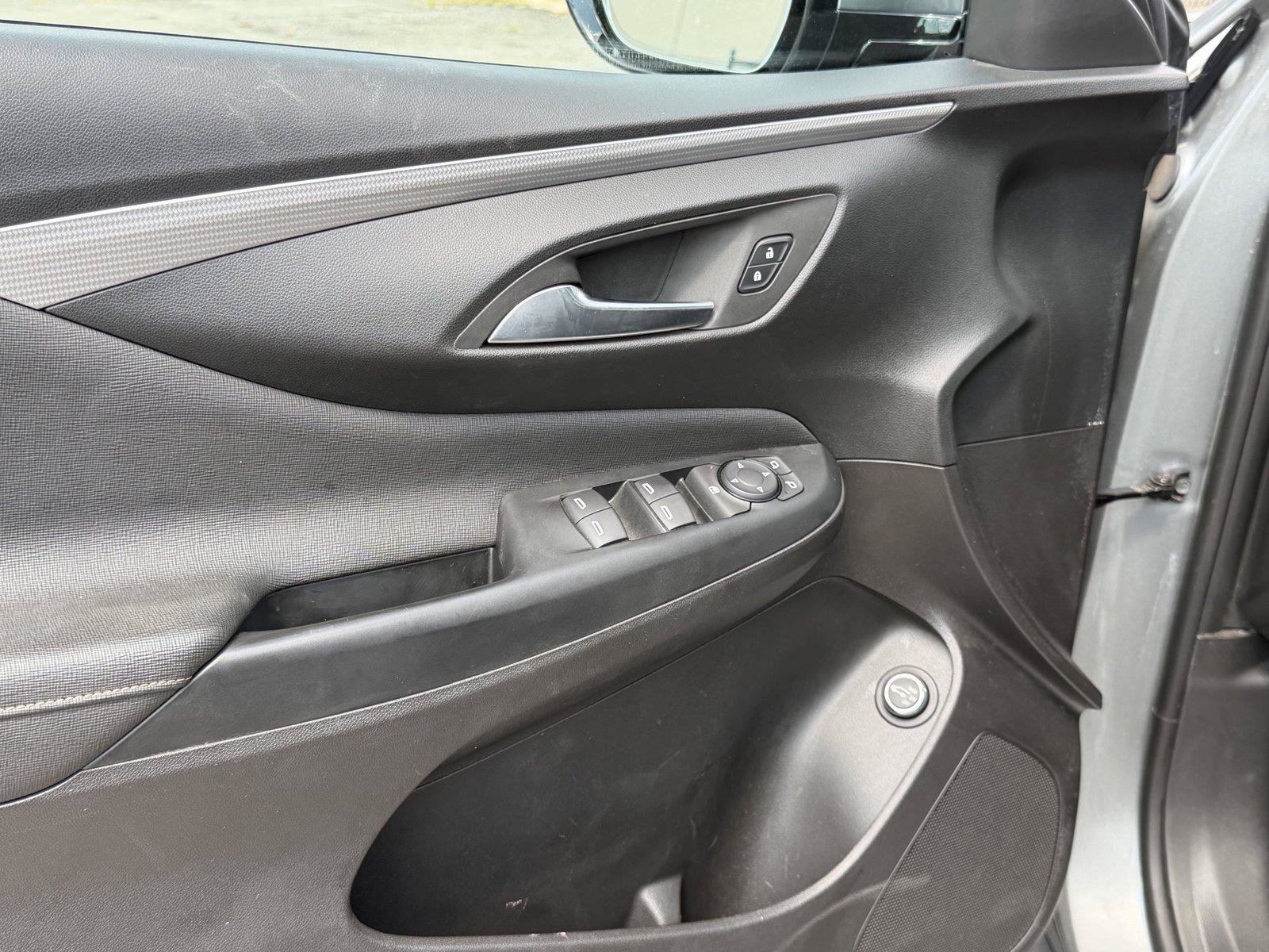 Used 2025 Buick Envista Avenir FWD image 13