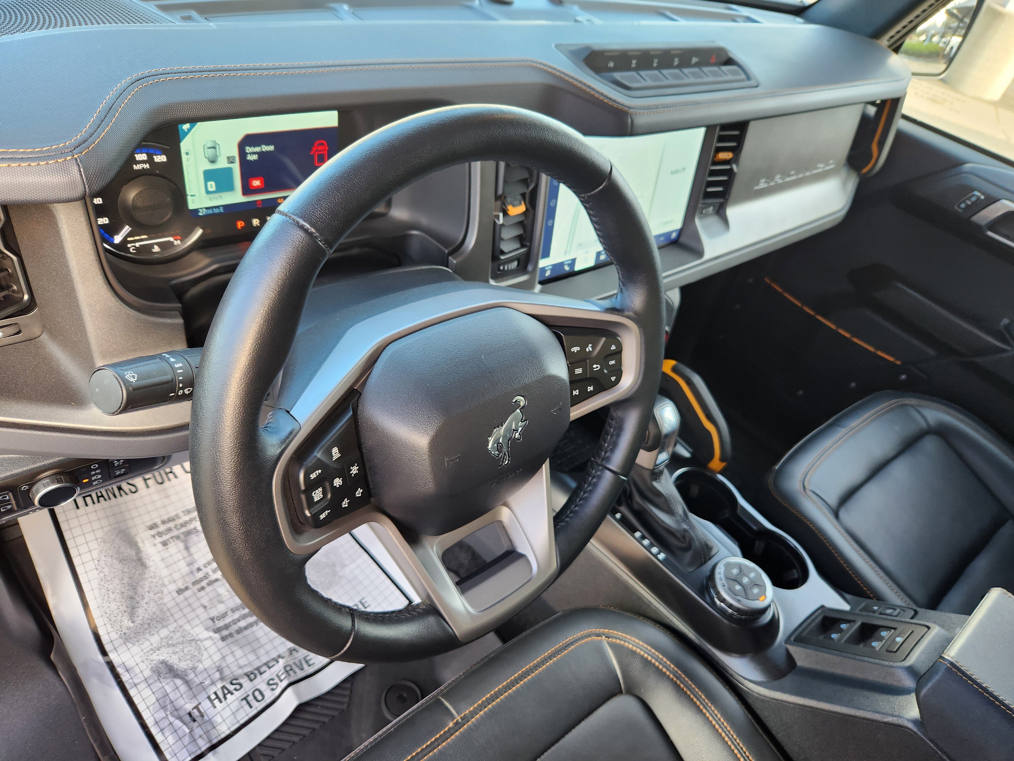 Used 2024 Ford Bronco Badlands image 8