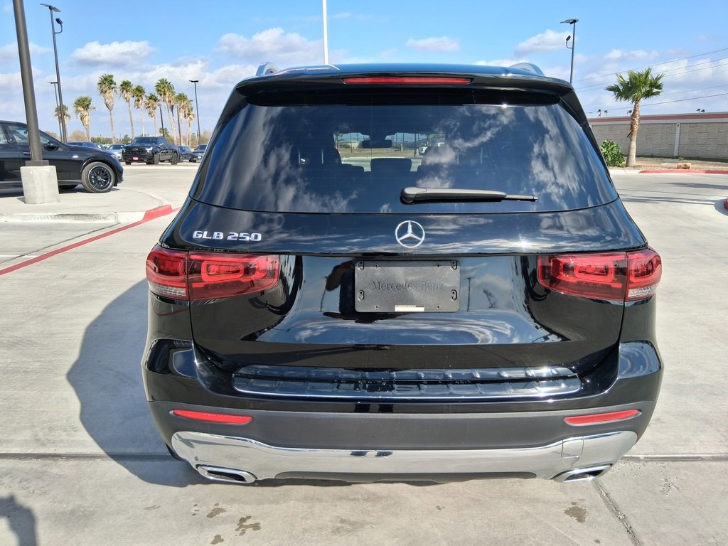 Certified 2020 Mercedes-Benz GLB 250 image 7