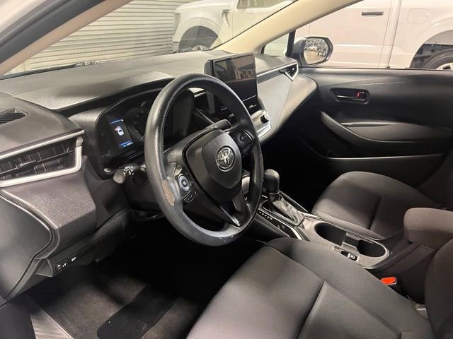 Used 2023 Toyota Corolla LE image 23