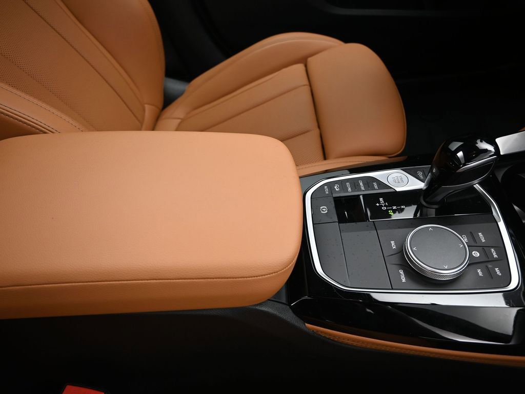 Certified 2025 BMW X4 xDrive30i image 26