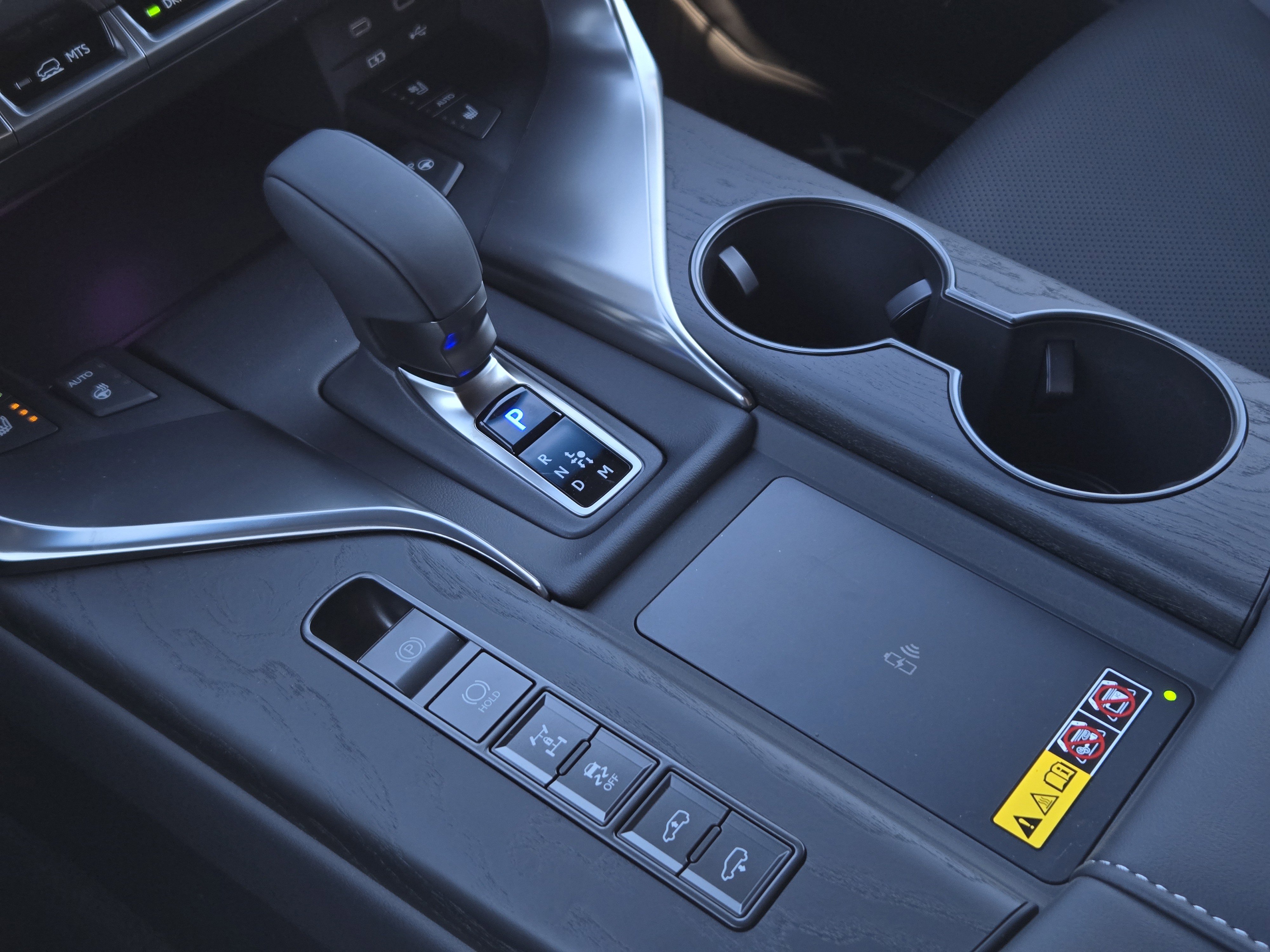 New 2026 Lexus LX 700h Luxury w/ Appearance Package image 15