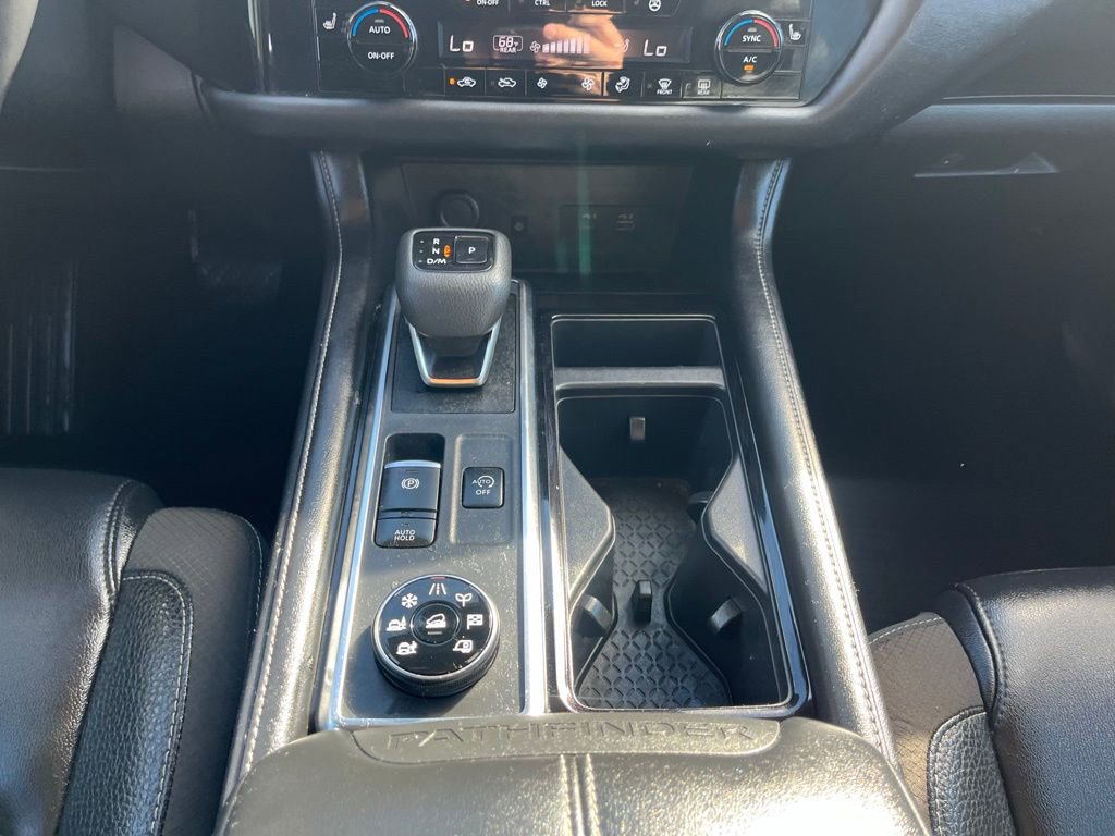 Used 2023 Nissan Pathfinder SL image 41