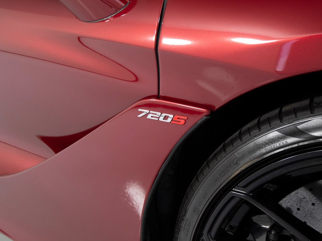 Used 2022 McLaren 720S Luxury RWD image 40