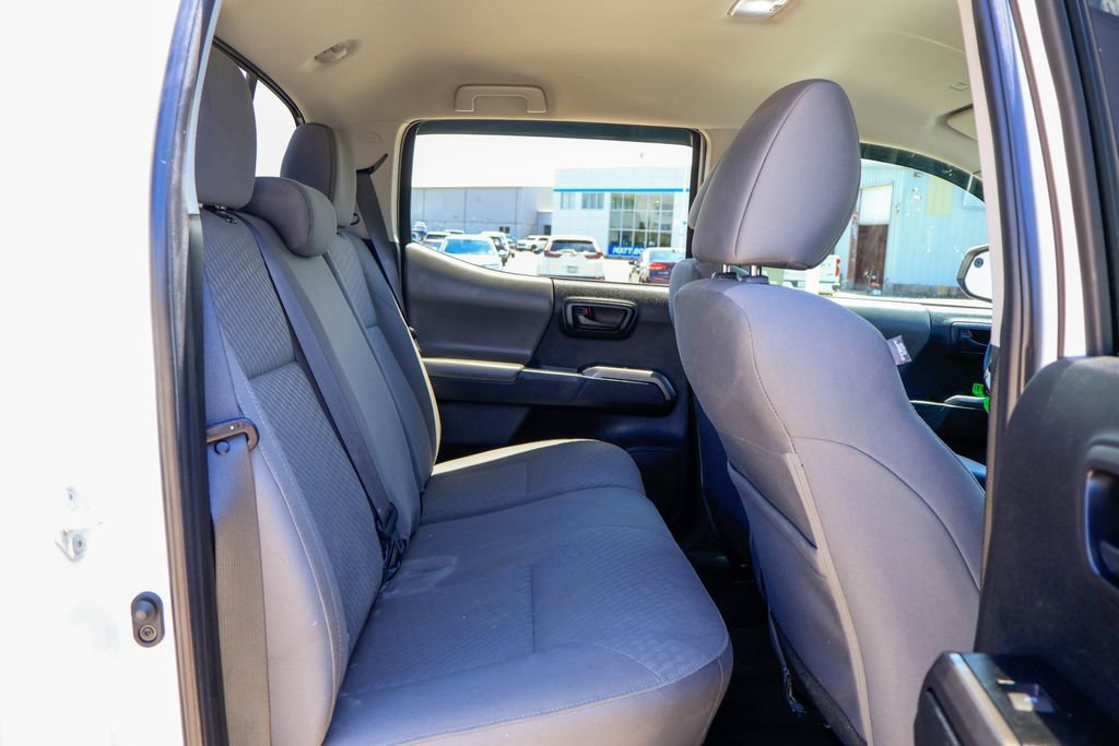 Used 2023 Toyota Tacoma SR5 RWD image 12