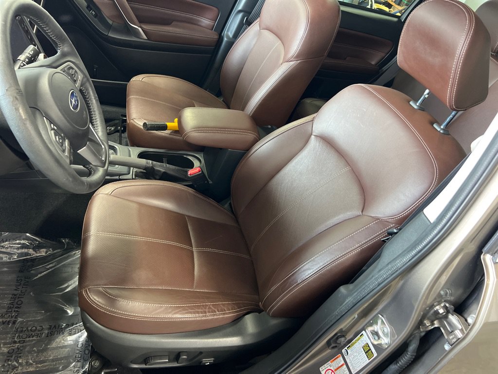 Used 2018 Subaru Forester 2.5i Touring AWD/4WD image 11