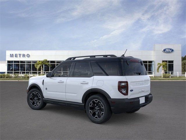 New 2025 Ford Bronco Sport Outer Banks image 4