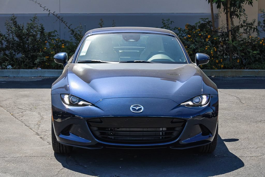 New 2026 MAZDA MX-5 Miata RF Grand Touring w/ Weather Package RWD image 2