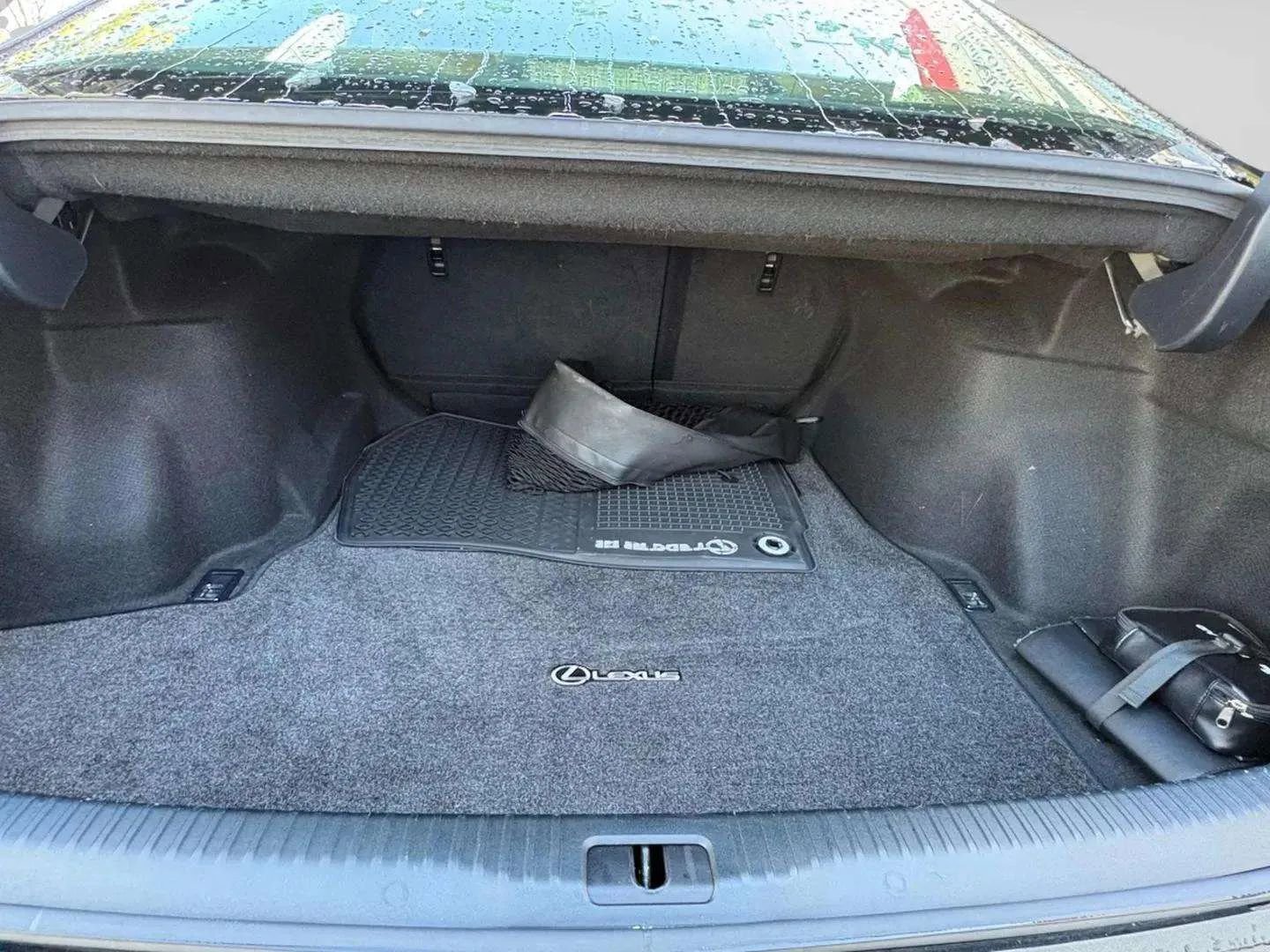 Used 2017 Lexus IS 300 AWD w/ Premium Package image 18