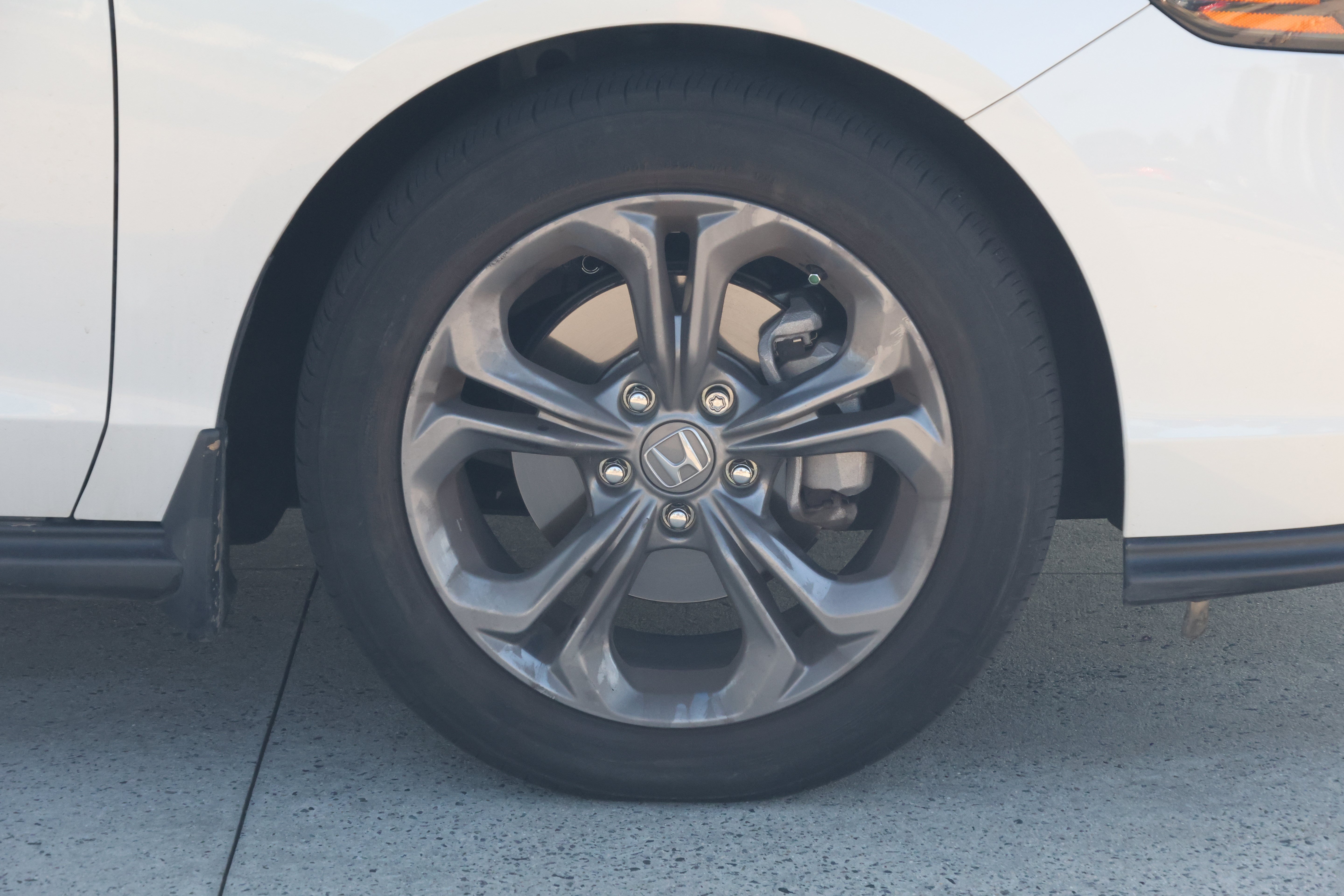 Used 2024 Honda Accord EX image 11