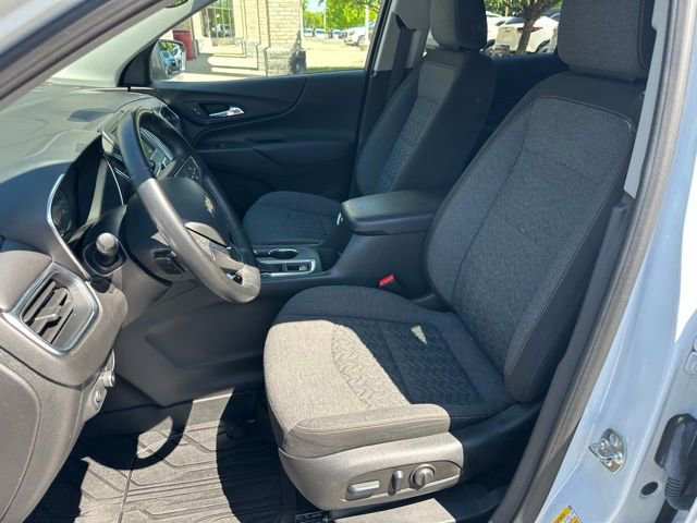 Used 2024 Chevrolet Equinox LT w/ LPO, Floor Liner Package FWD image 14
