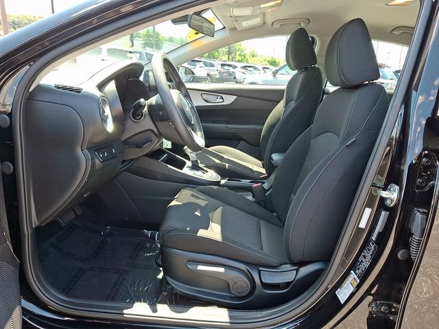Certified 2024 Kia Forte LXS w/ LXS Technology Package FWD image 13