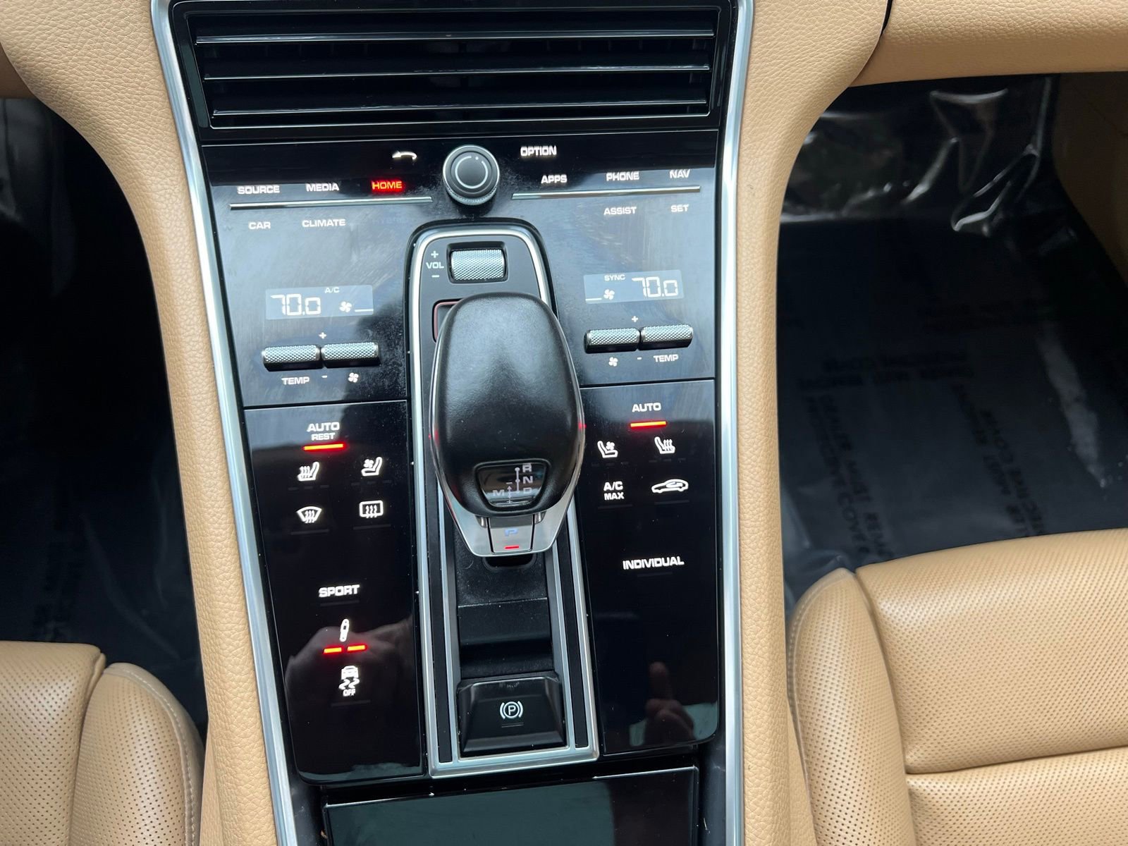 Used 2018 Porsche Panamera 4S AWD/4WD image 46