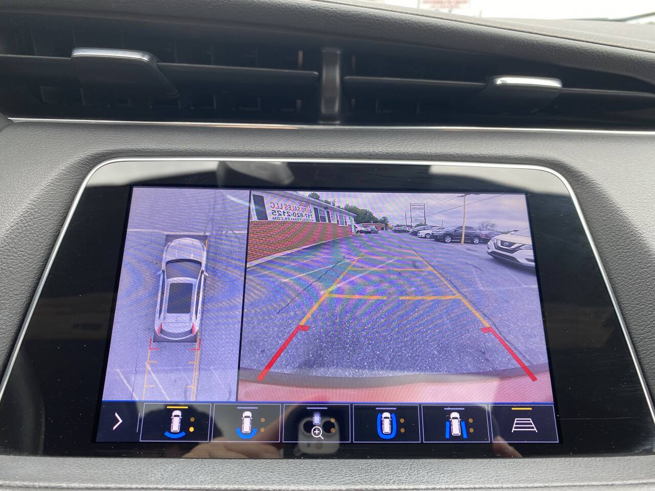 Used 2019 Cadillac XT4 Premium Luxury AWD/4WD image 33