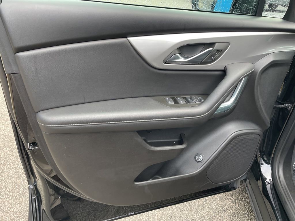 Used 2024 Chevrolet Blazer LT w/ Convenience Package image 5