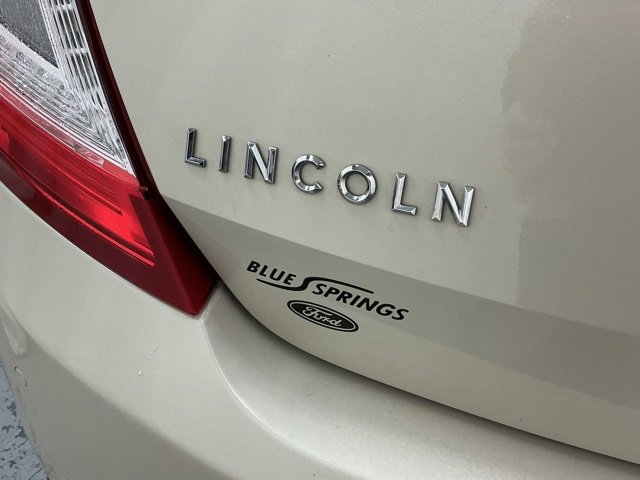 Used 2014 Lincoln MKS AWD w/ Equipment Group 101A image 6