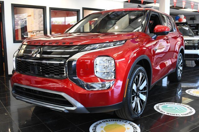 New 2026 Mitsubishi Outlander SE AWD/4WD image 1