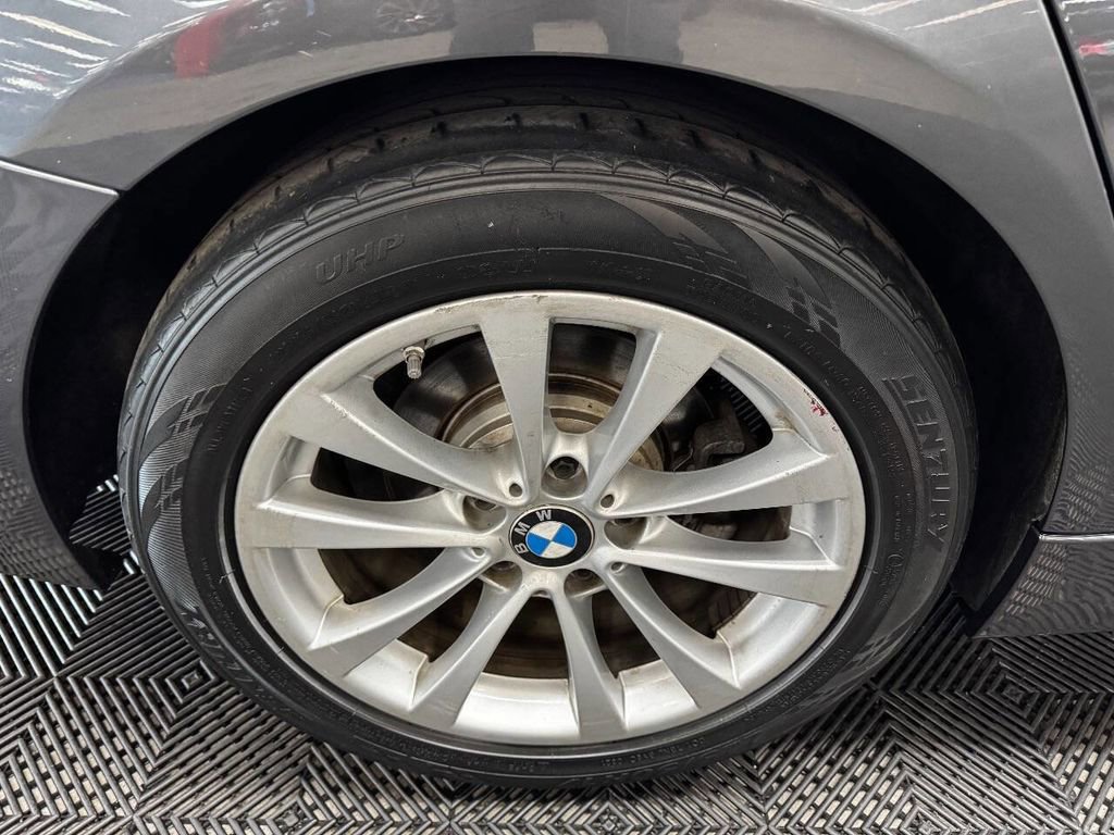 Used 2018 BMW 320i xDrive Sedan image 19