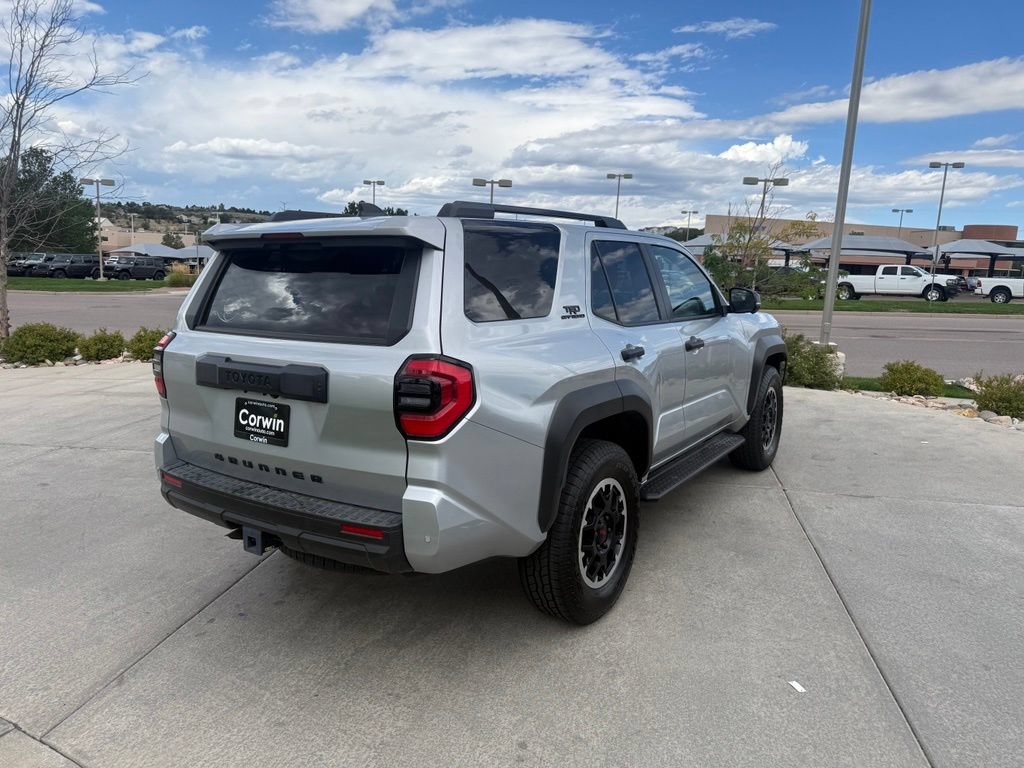 Used 2025 Toyota 4Runner TRD Off-Road Premium AWD/4WD image 8